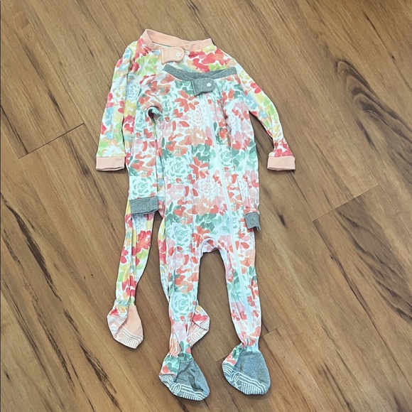 Burt’s Bees 12 month pajama set - Picture 1 of 4